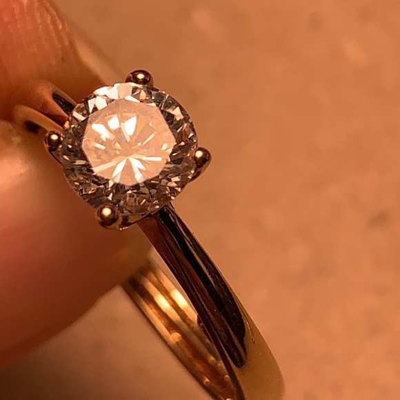 Stunning cubic zirconia engagement style ring. Adjustable! - Picture 16 of 16